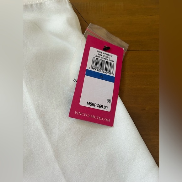 NWT Vince Camuto Cream Sleeveless Tank Top - Picture 2 of 10